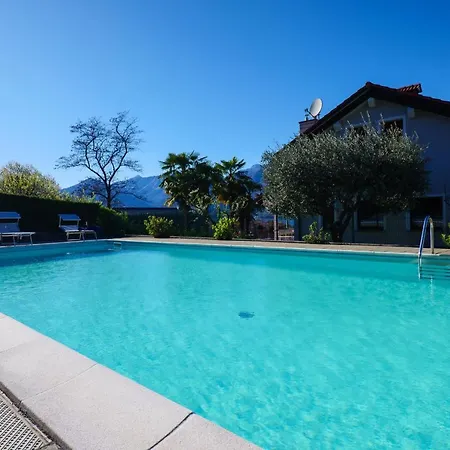 Hotel apartamentowy Girasole Casa Gialla 4*