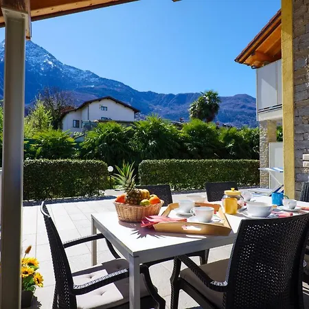 Girasole Casa Gialla شقة فندقية كوليكو
