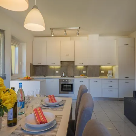 Girasole Casa Gialla شقة فندقية كوليكو