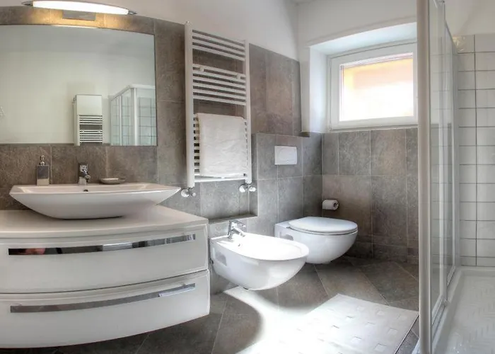 Hotel apartamentowy Girasole Casa Gialla
