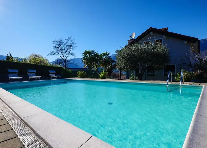 Hotel apartamentowy Girasole Casa Gialla 4*