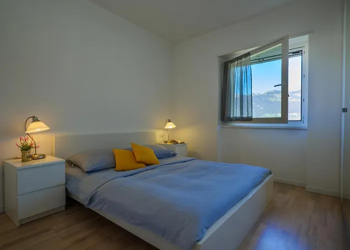 Girasole Casa Gialla Hotel apartamentowy