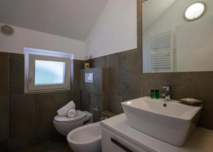 Hotel apartamentowy Girasole Casa Gialla